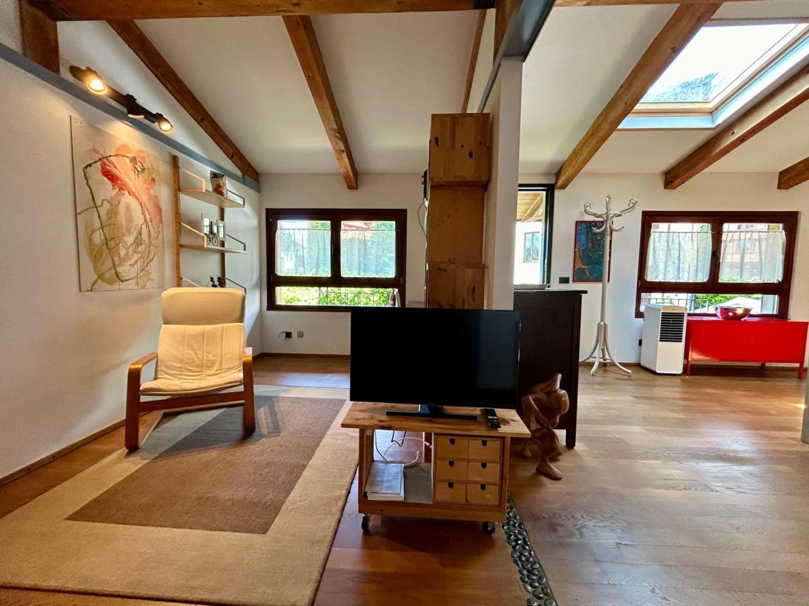 Appartamento Kibilu - Via Cimabue Le Bettole - Centro Citta Varese Esterno foto